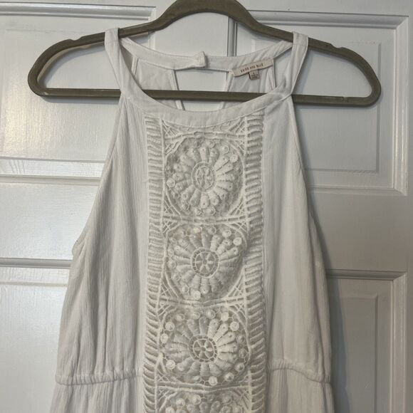Skies Are Blue Crochet Maxi Dress Womens Large White Boho Kinsey Halter Flowy - Picture 3 of 10